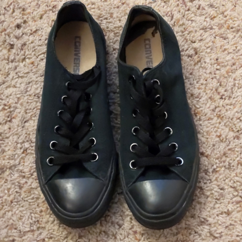 Black Converse
